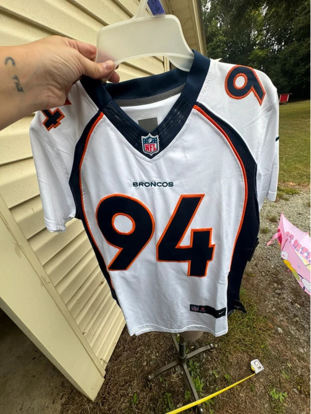 Women’s large Denver broncos Ware Jersey